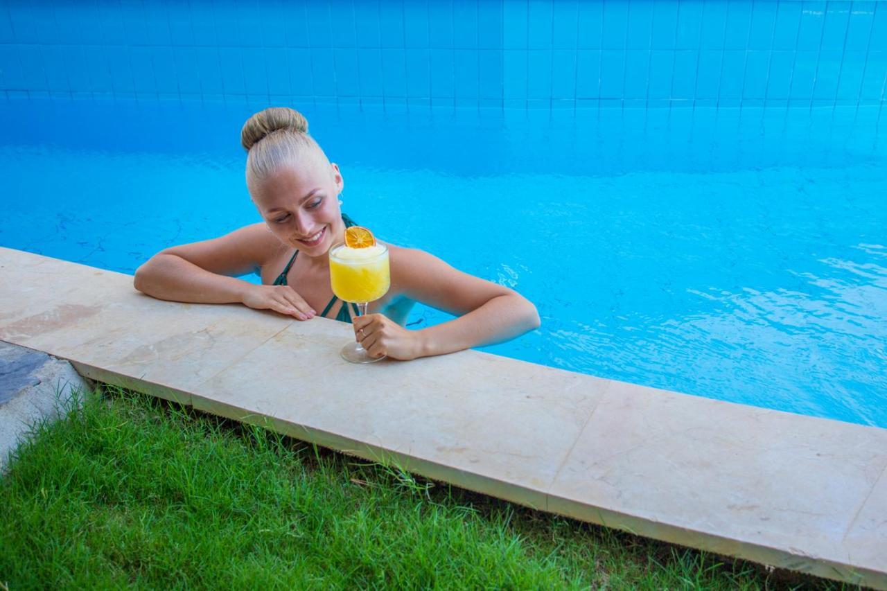 Orka Cove Hotel Penthouse & Suites Adults Only Oludeniz Bagian luar foto
